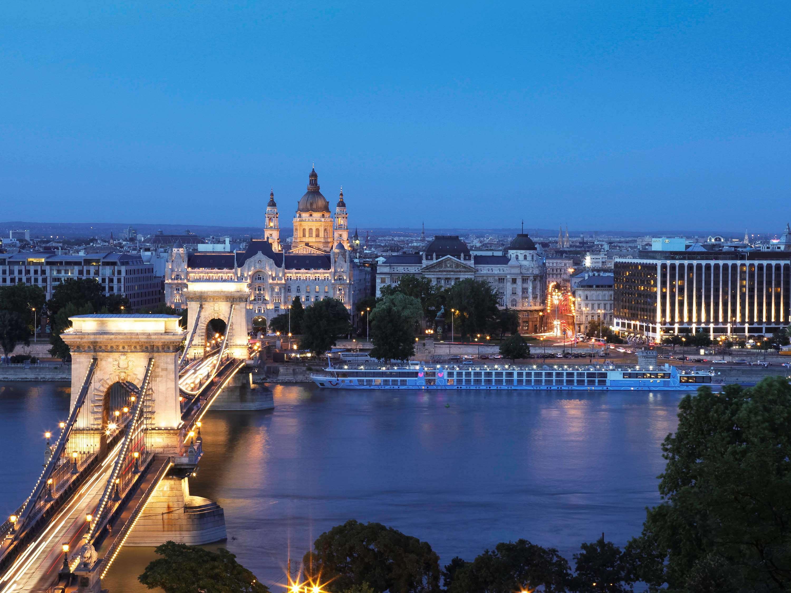 Отель Sofitel Budapest Chain Bridge Будапешт – актуальные цены 2024 года,  отзывы, забронировать сейчас